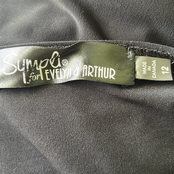 Sympli black top tunic scoop neck 3/4 sleeve ties at hem excellent Size 12 - Picture 5 of 8